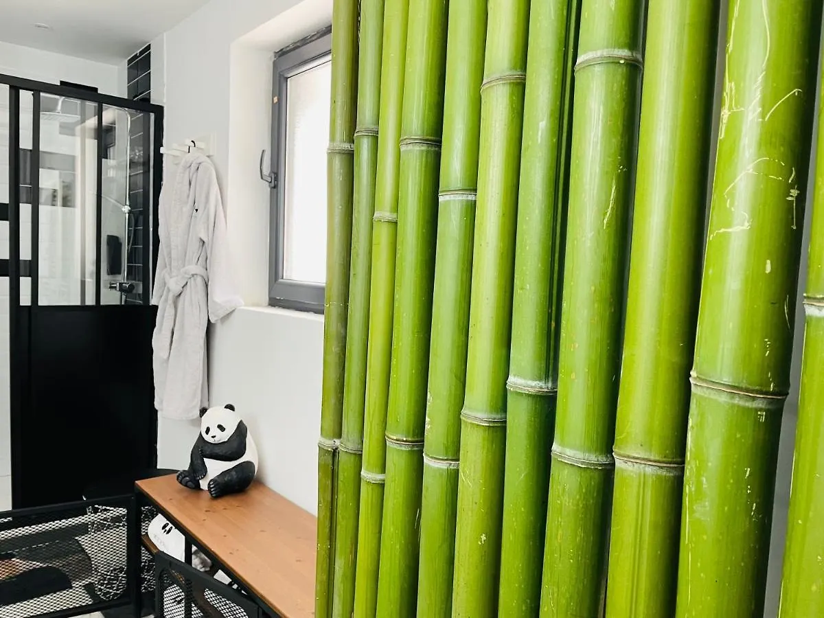 Apartment Reve De Panda Avec Sauna Et Jacuzzi Privatif Abrest France